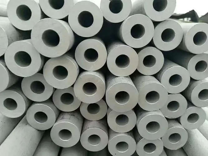 《304不銹鋼管市場趨勢》：專業(yè)品牌引領行業(yè)新潮流
